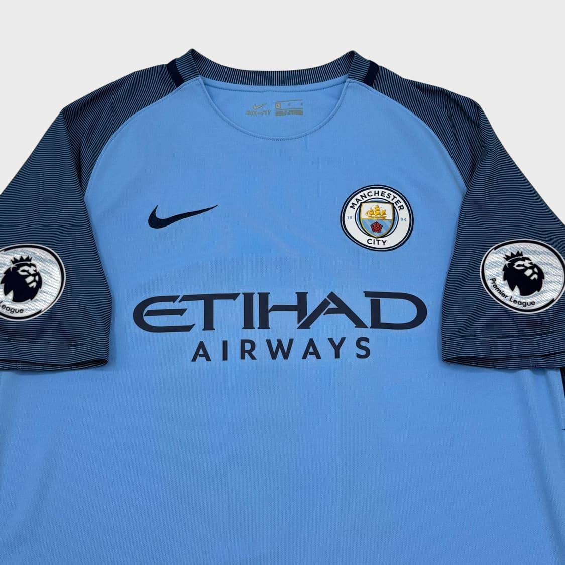 16-17 맨체스터 시티 홈 No.10 세르히오 아구에로 상품이미지3