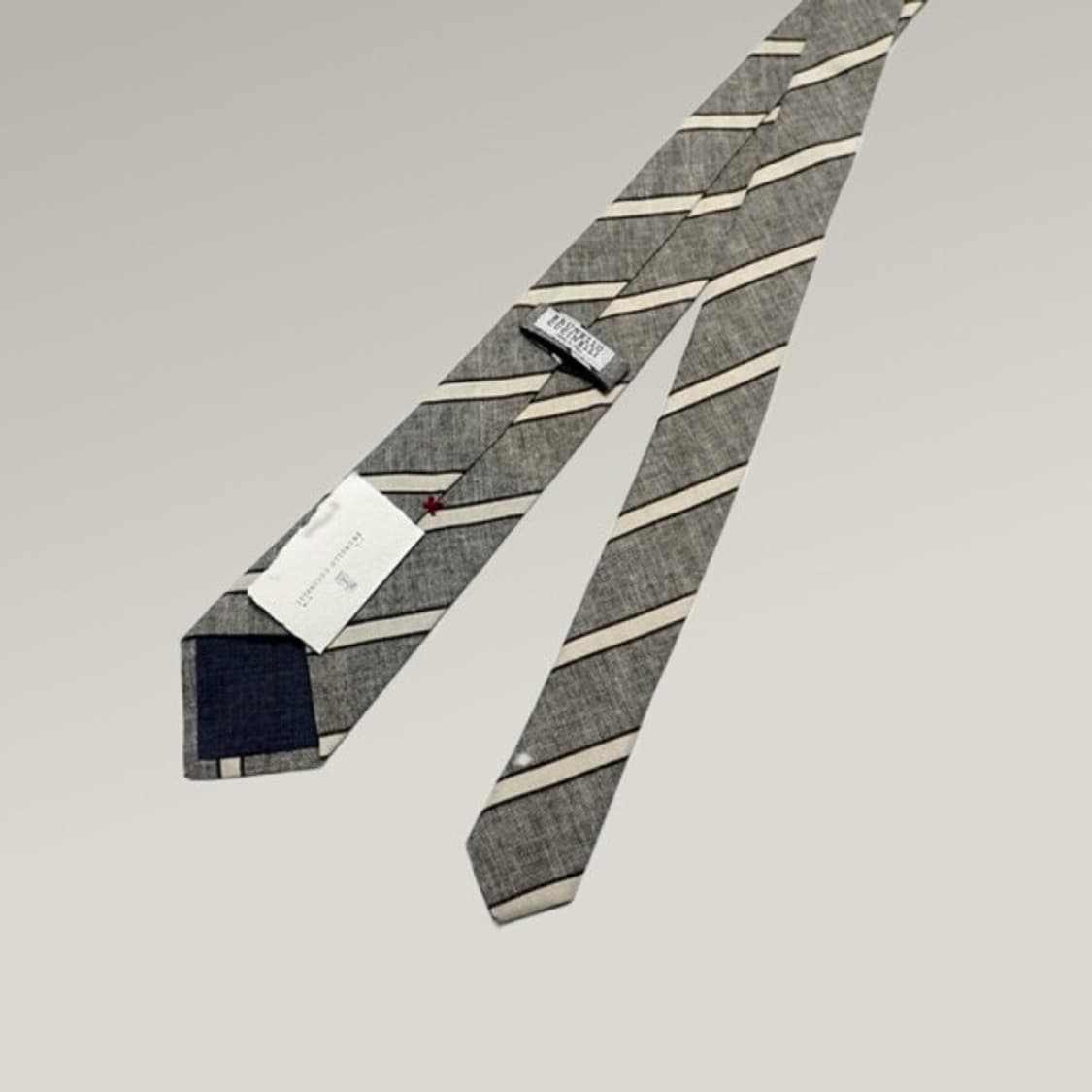 새상품 브루넬로 쿠치넬리 그레이 넥타이 상품이미지2