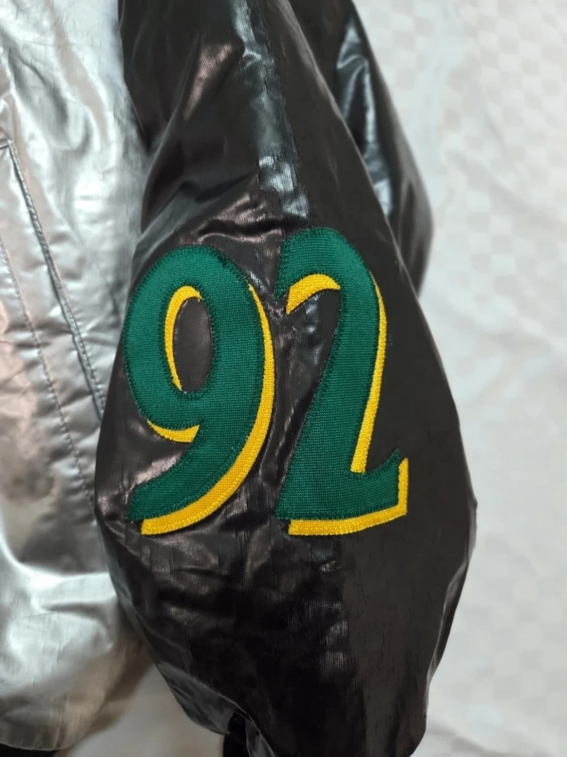 <우승 시즌 선수 지급용>미즈노 현대 유니콘스 야구 유광 점퍼 상품이미지4