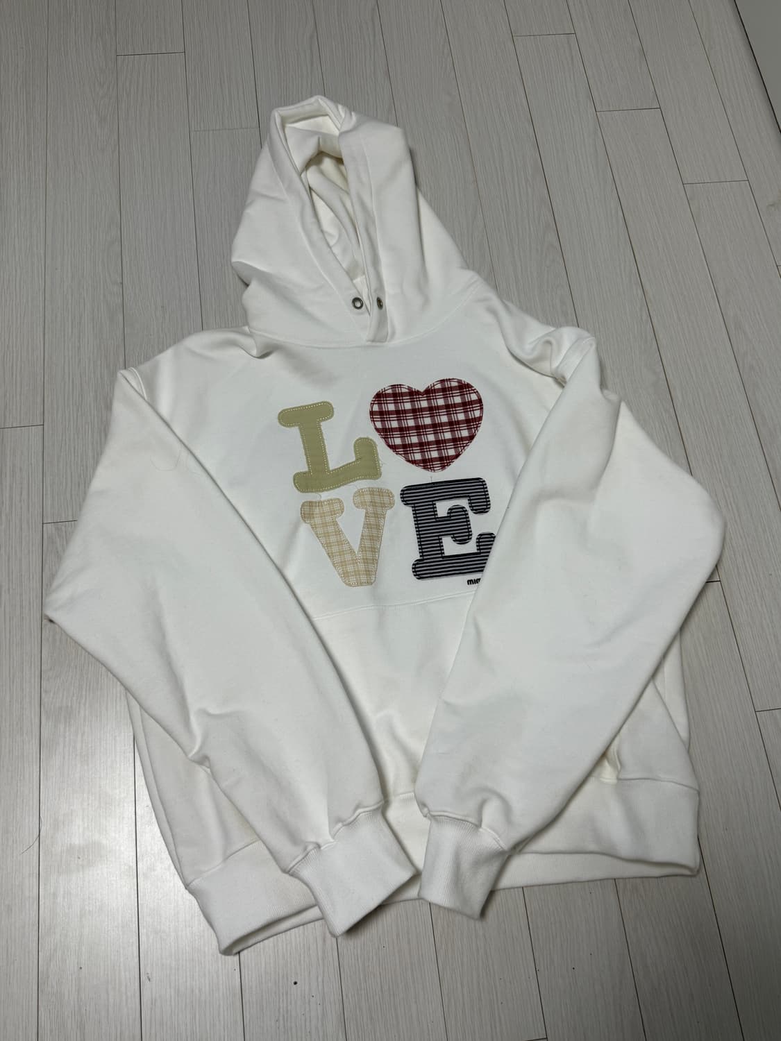 플리마켓🔥 밈더워드로브 패치 워크 후드티 화이트 상품이미지1