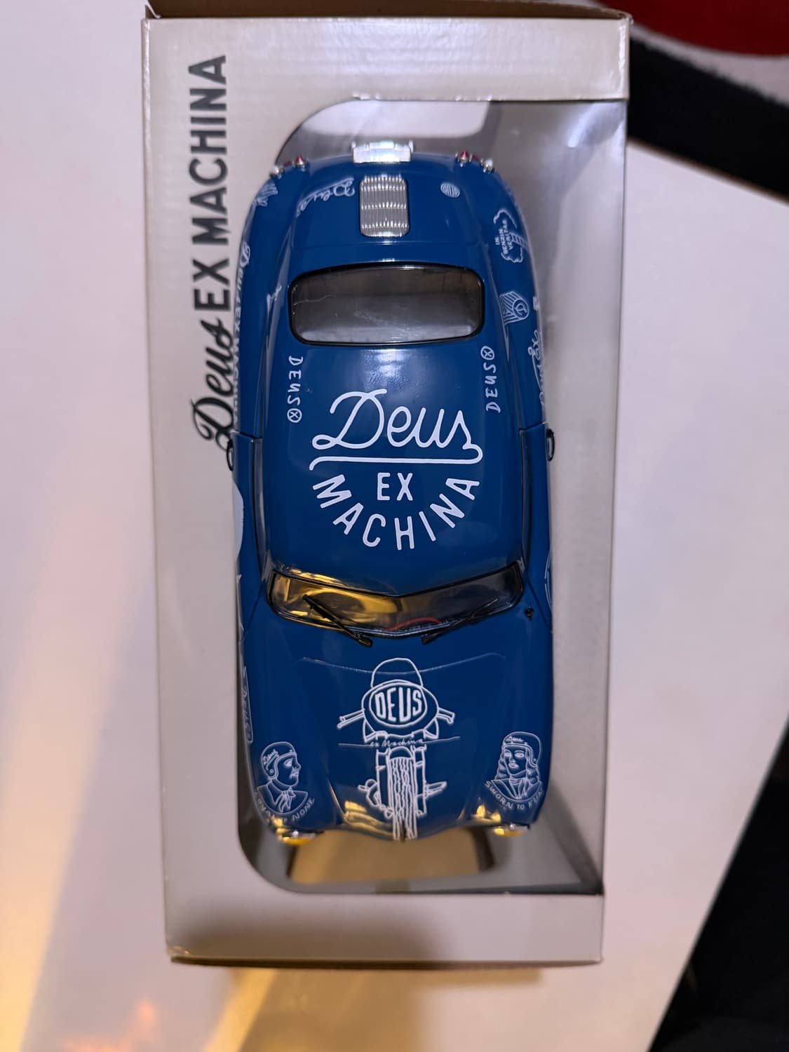 데우스 X Solido 포르셰 356 / 1/18 Led 커스텀 모델 상품이미지5