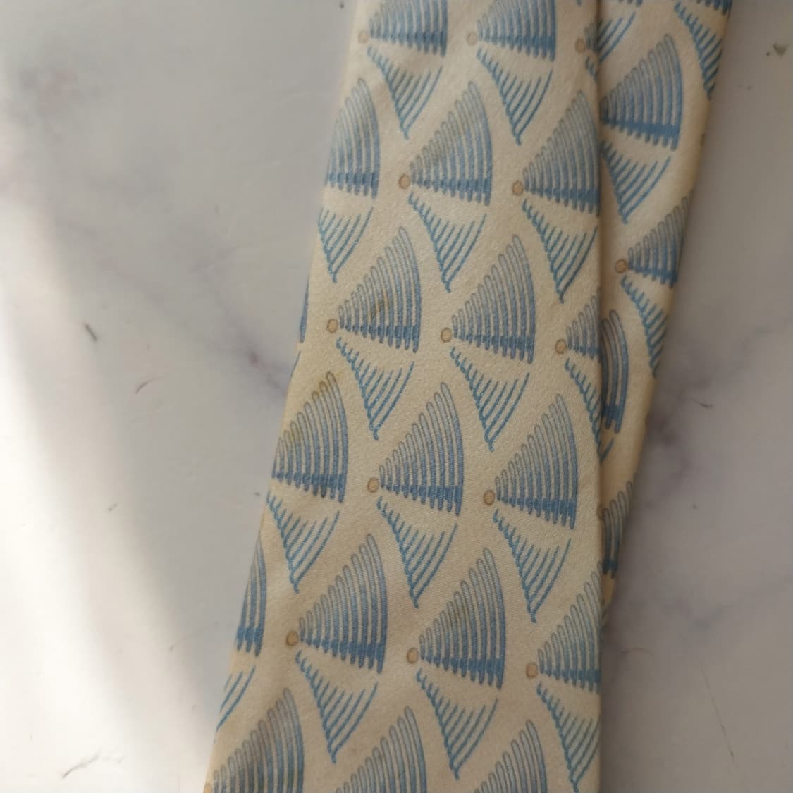 랑방 실크 아이보리 기하 패턴 넥타이 9cm A등급 K1729
 상품이미지9