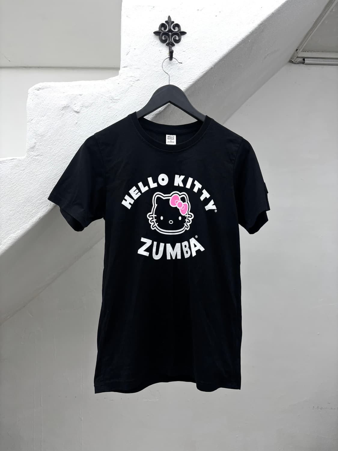 Sanrio Hello kitty X Zumba black kitty t 상품이미지2