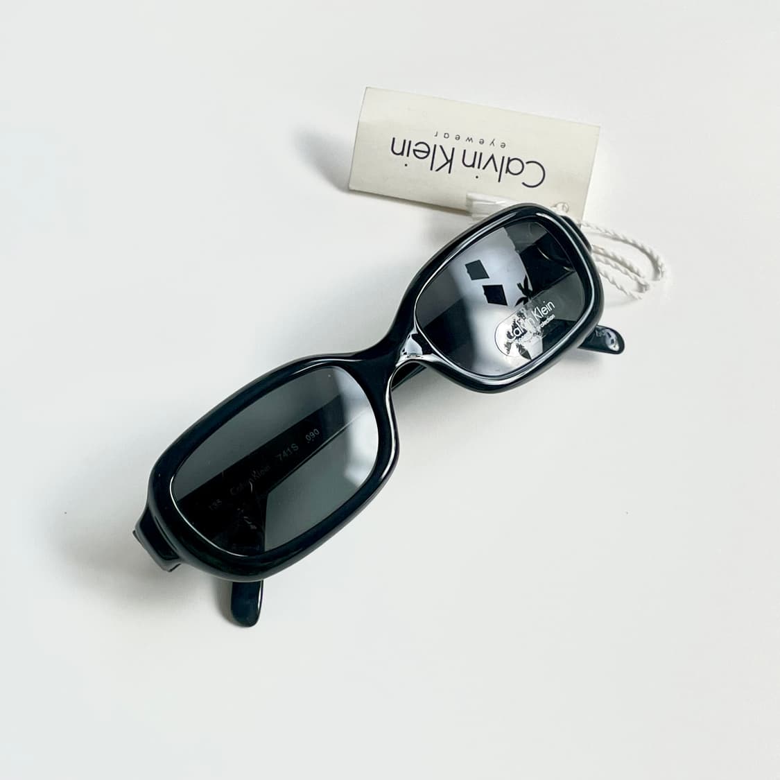 Calcin Klein 캘빈 클라인 사의 빈티지 선글라스 상품이미지1