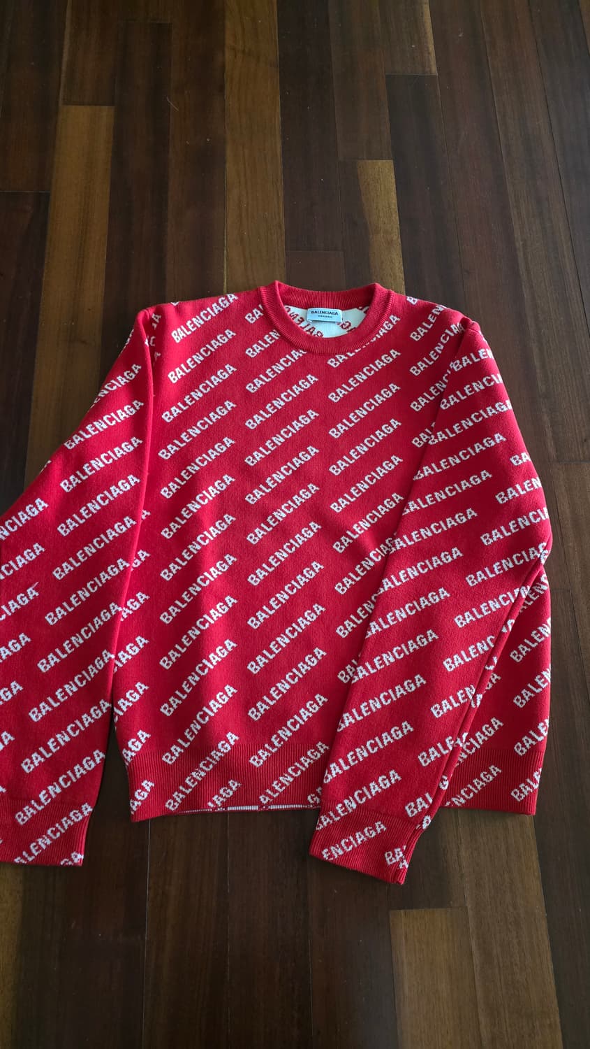 발렌시아가 미니 올오버 크루넥 니트 xs 상품이미지1