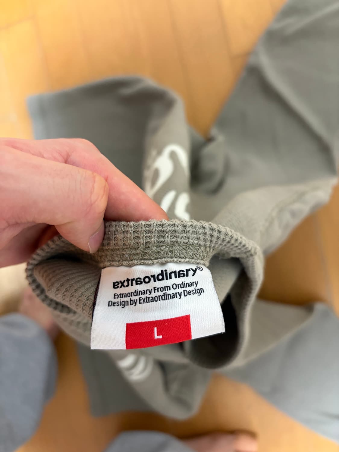 엑스트라오디너리 티셔츠 상품이미지3