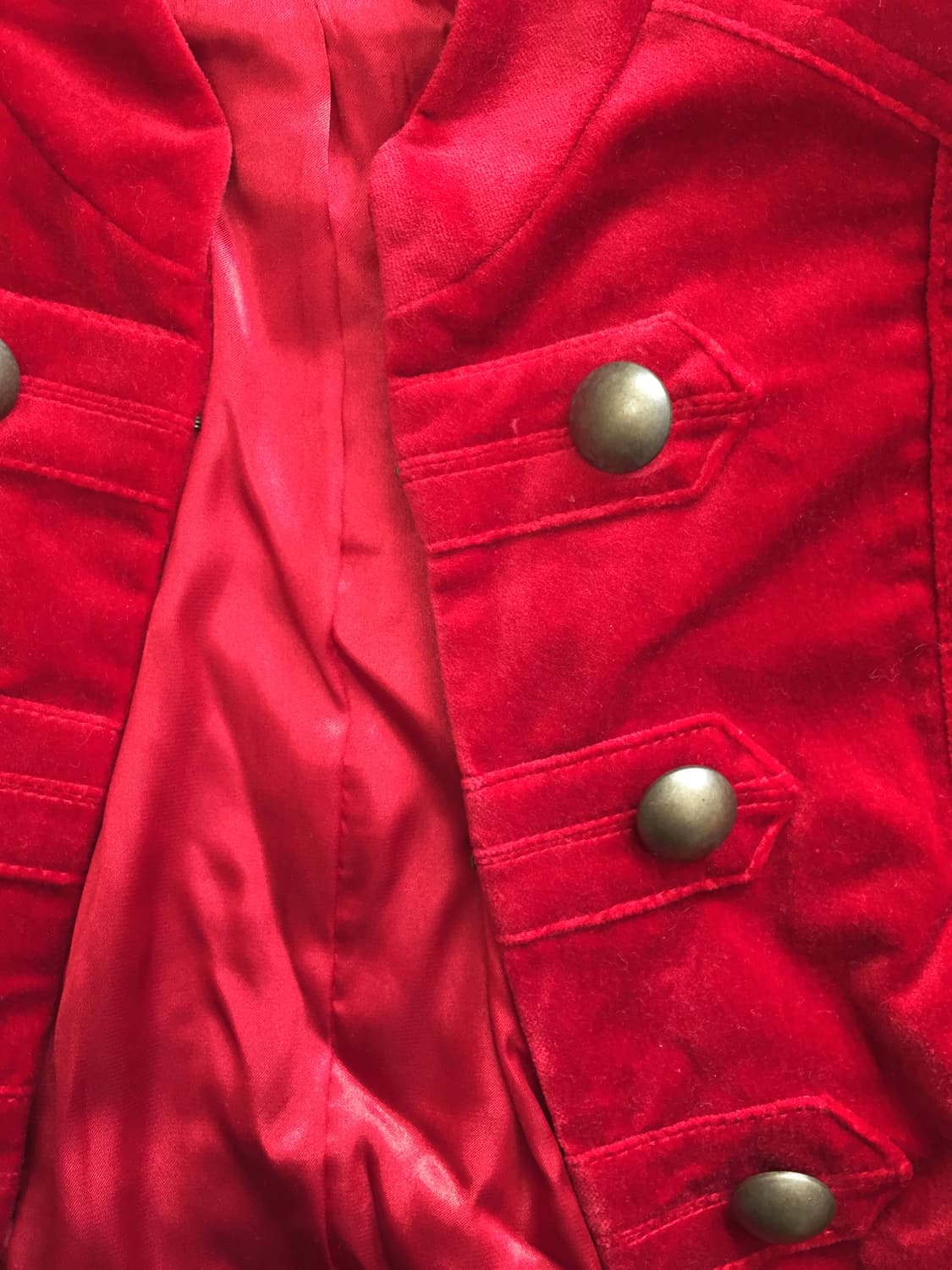 Red Velvet Napoleon-Style Jacket 상품이미지5