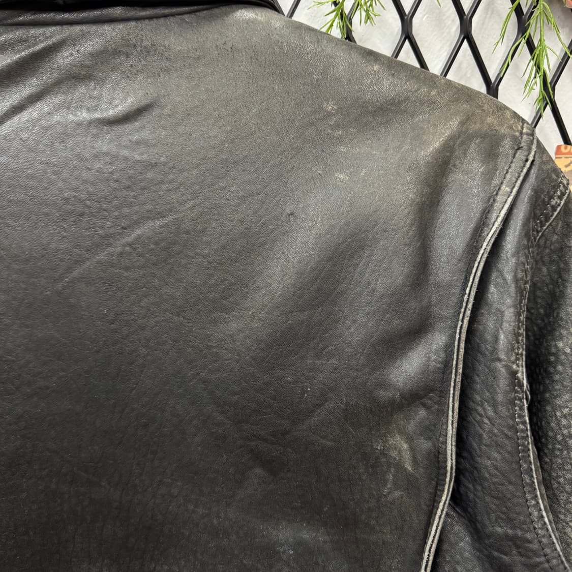 빈티지 양가죽 클래식 블루종 레더 자켓 투포켓 디테일 블랙 상품이미지7