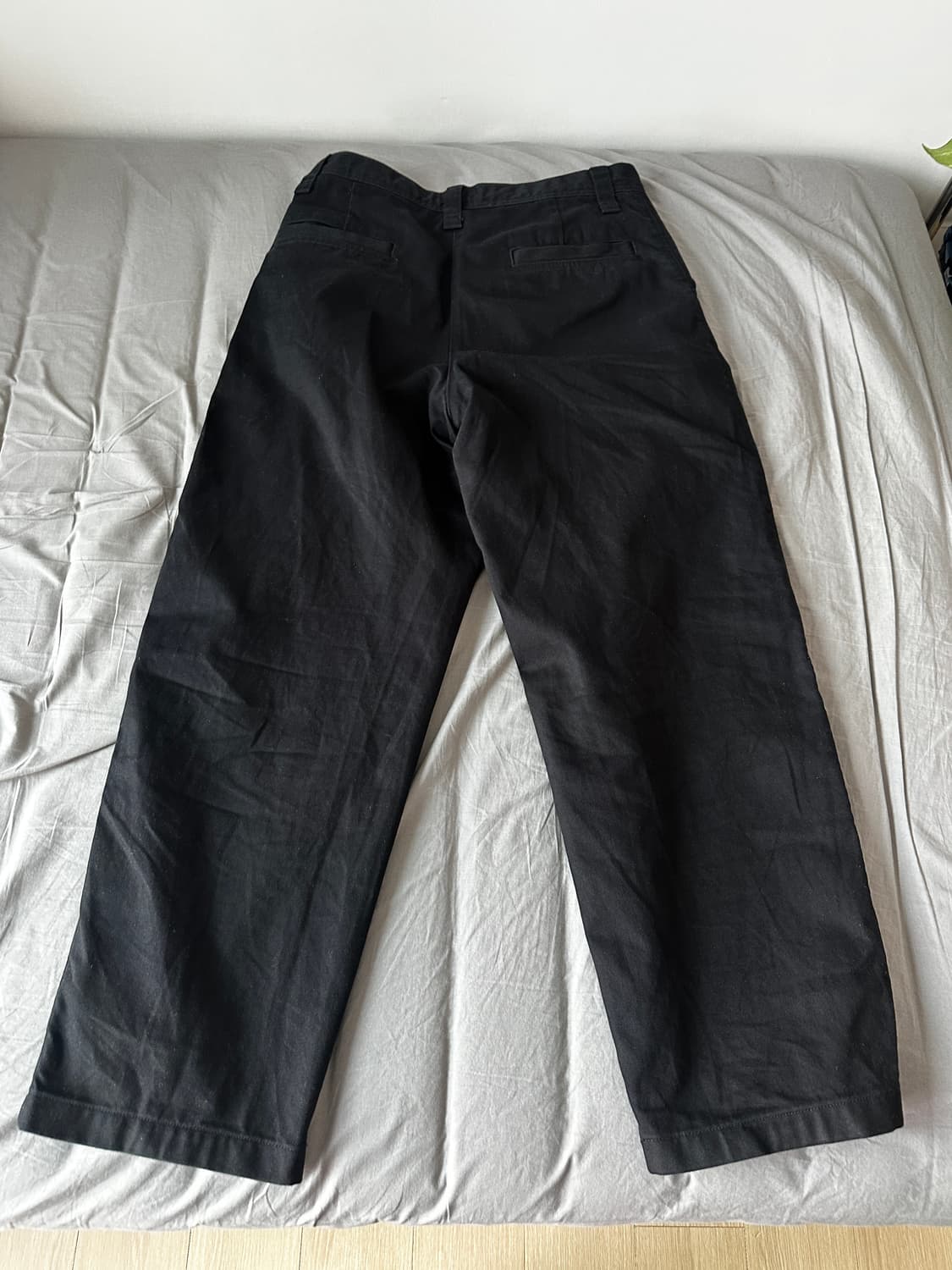 (79) 유니클로u 와이드핏 치노팬츠 블랙 상품이미지2