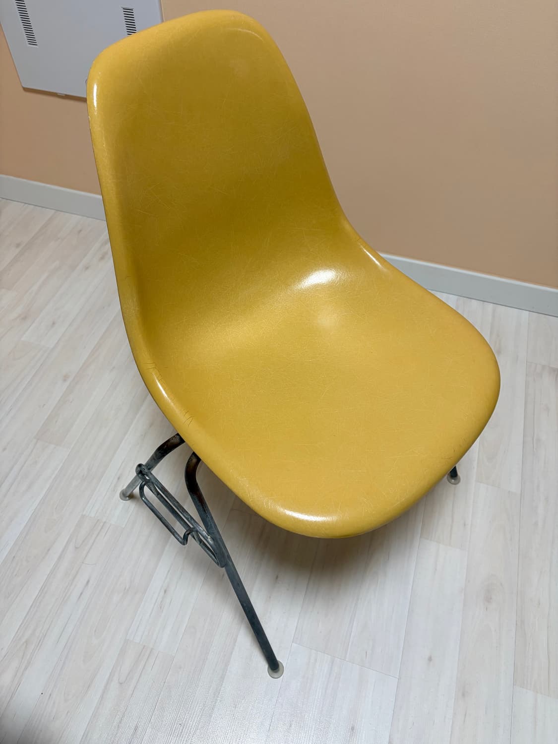 허먼밀러 임스 파이버글라스 상품이미지1