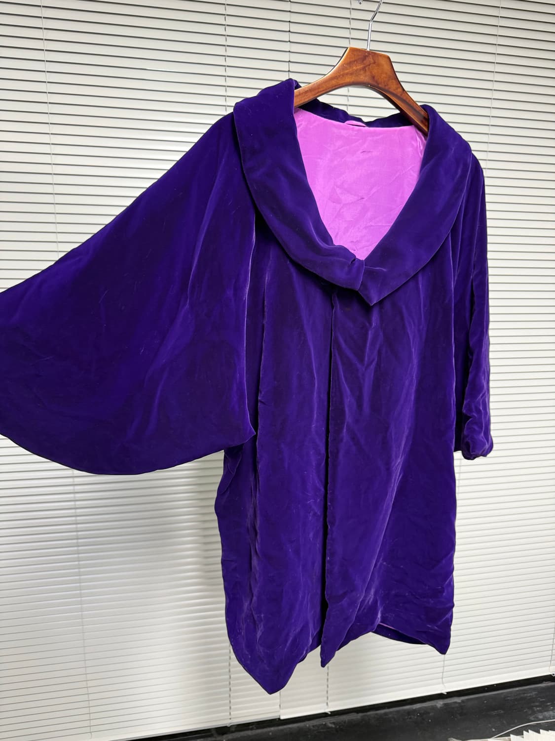 일본빈티지 돌먼 슬리브 벨벳 코트 상품이미지2