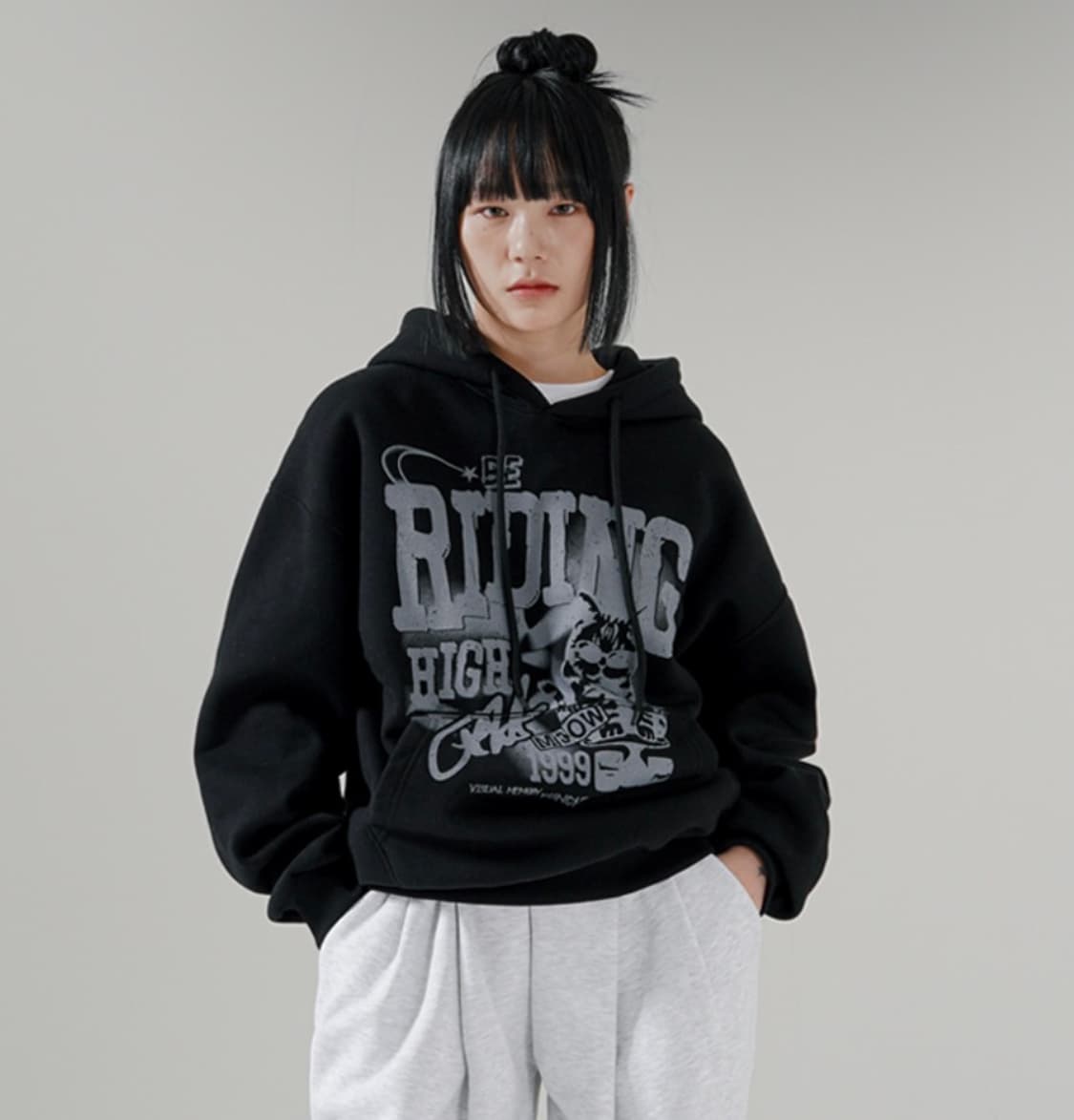 [브랜드 펀치라인] 블랙 후디 상품이미지3