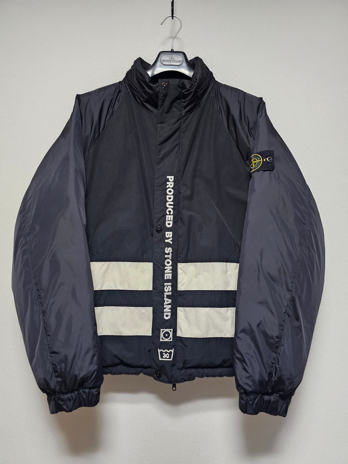 슈프림 x 스톤 아일랜드 리버시블 다운 퍼퍼 자켓 상품이미지1