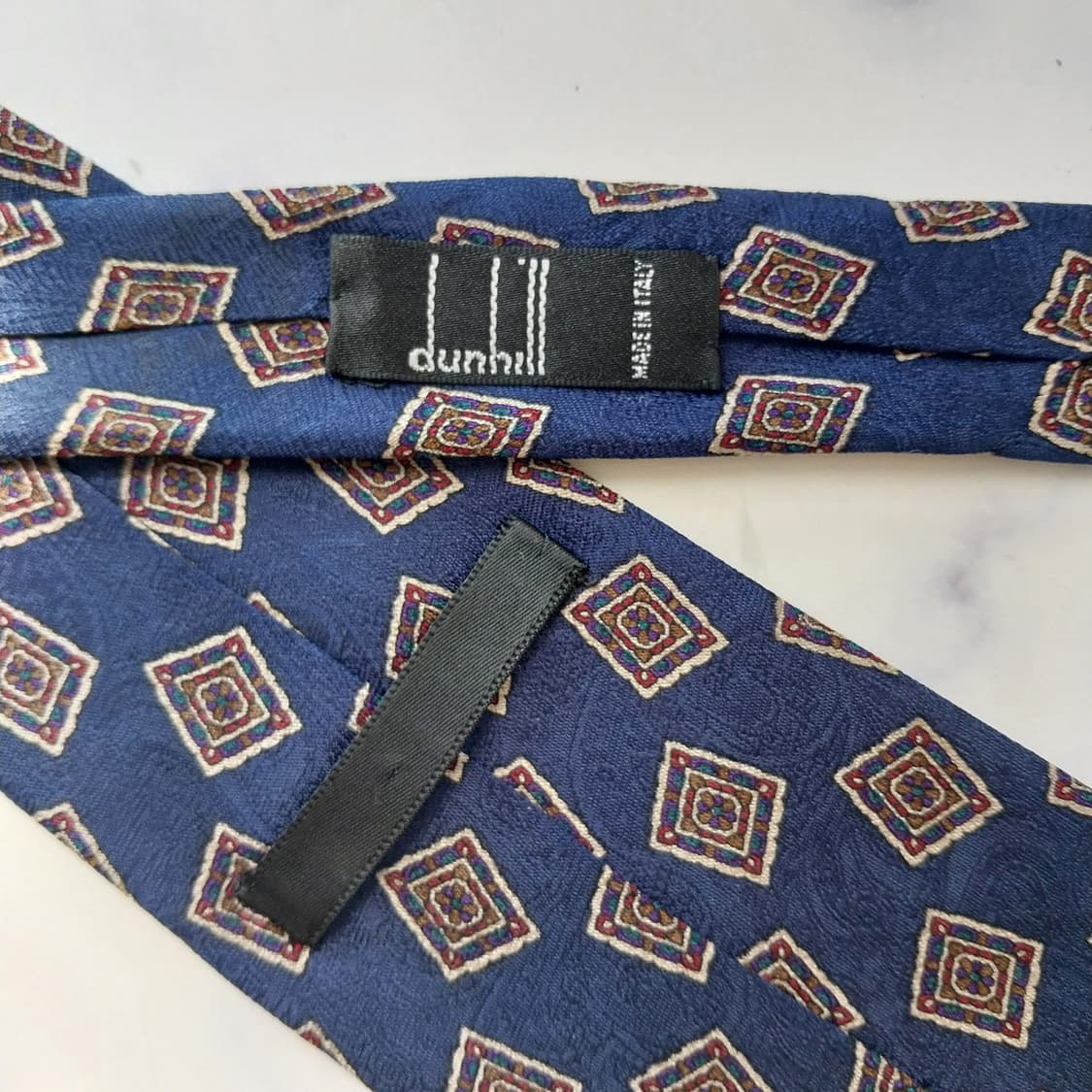 던힐 실크 네이비 기하 패턴 넥타이 9.1cm A등급 K2600 상품이미지7