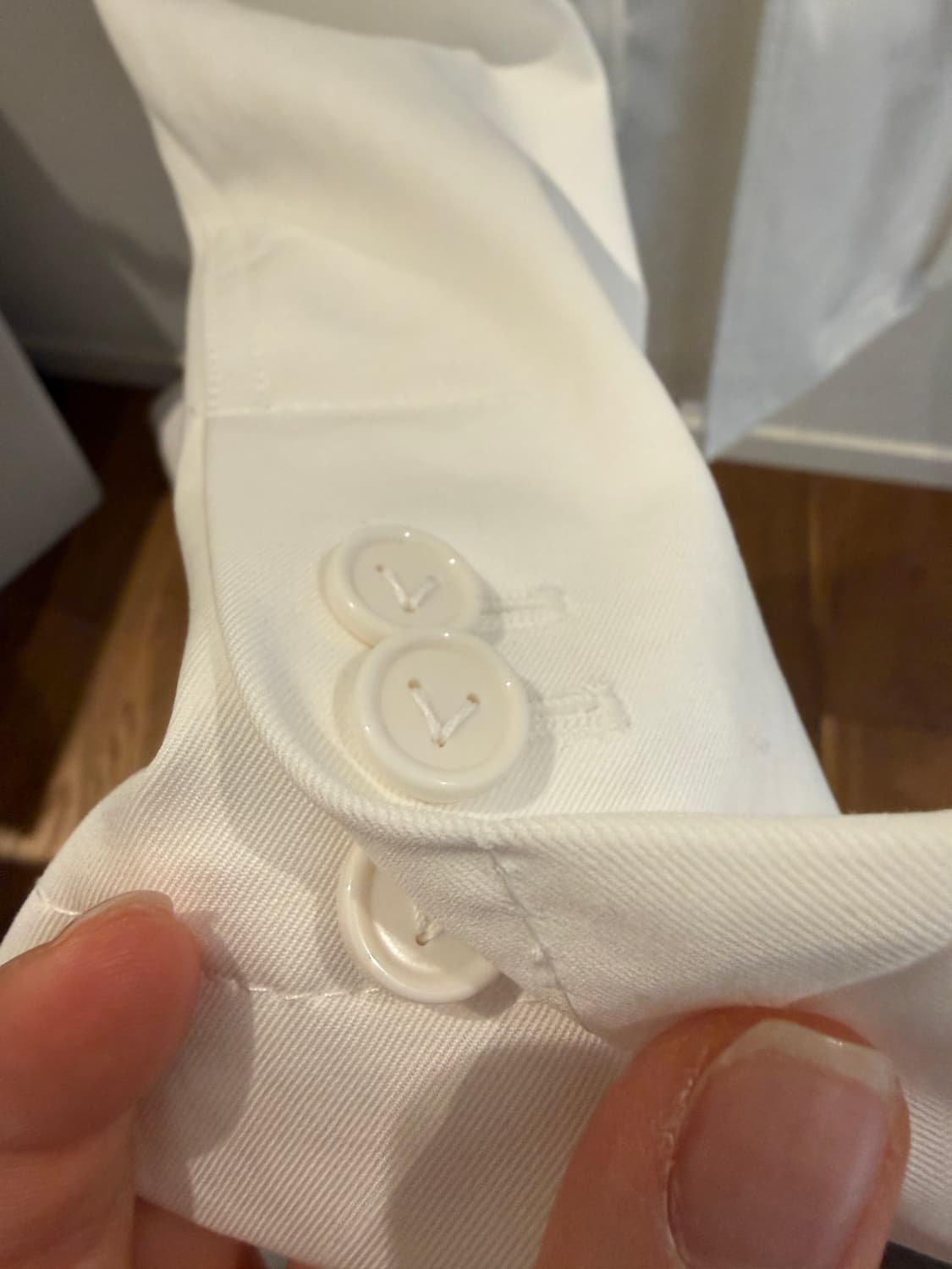 새상품) 보테가베네타 화이트자켓 40사이즈 상품이미지8