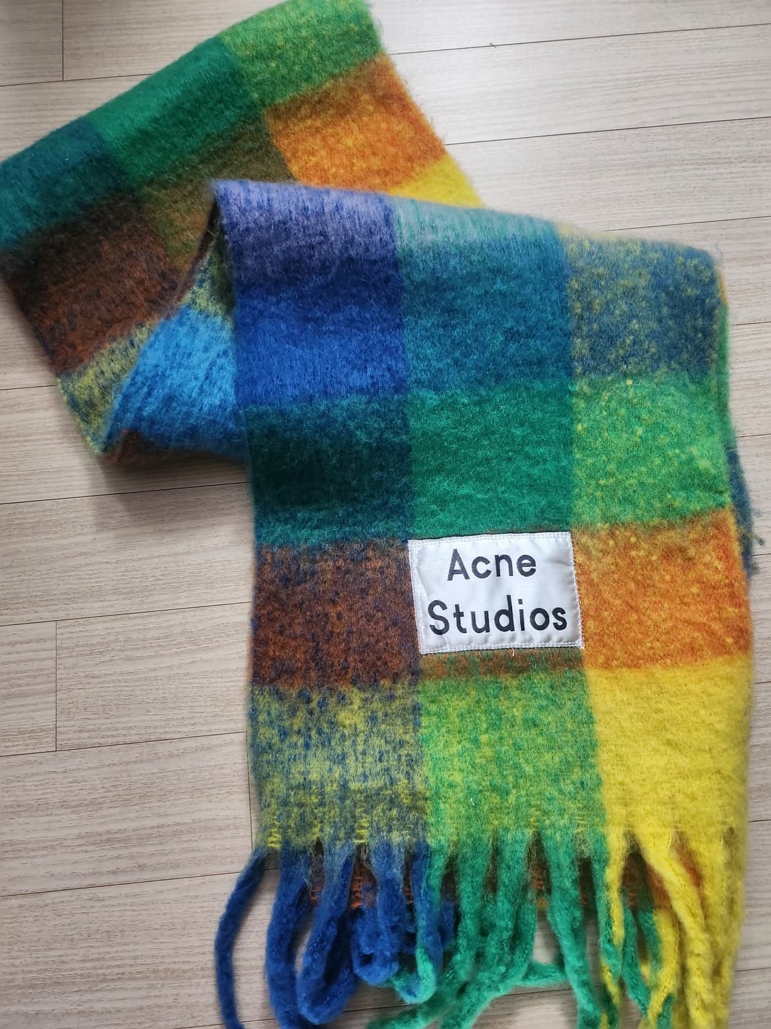 아크네 알파카 울 머플러 상품이미지2