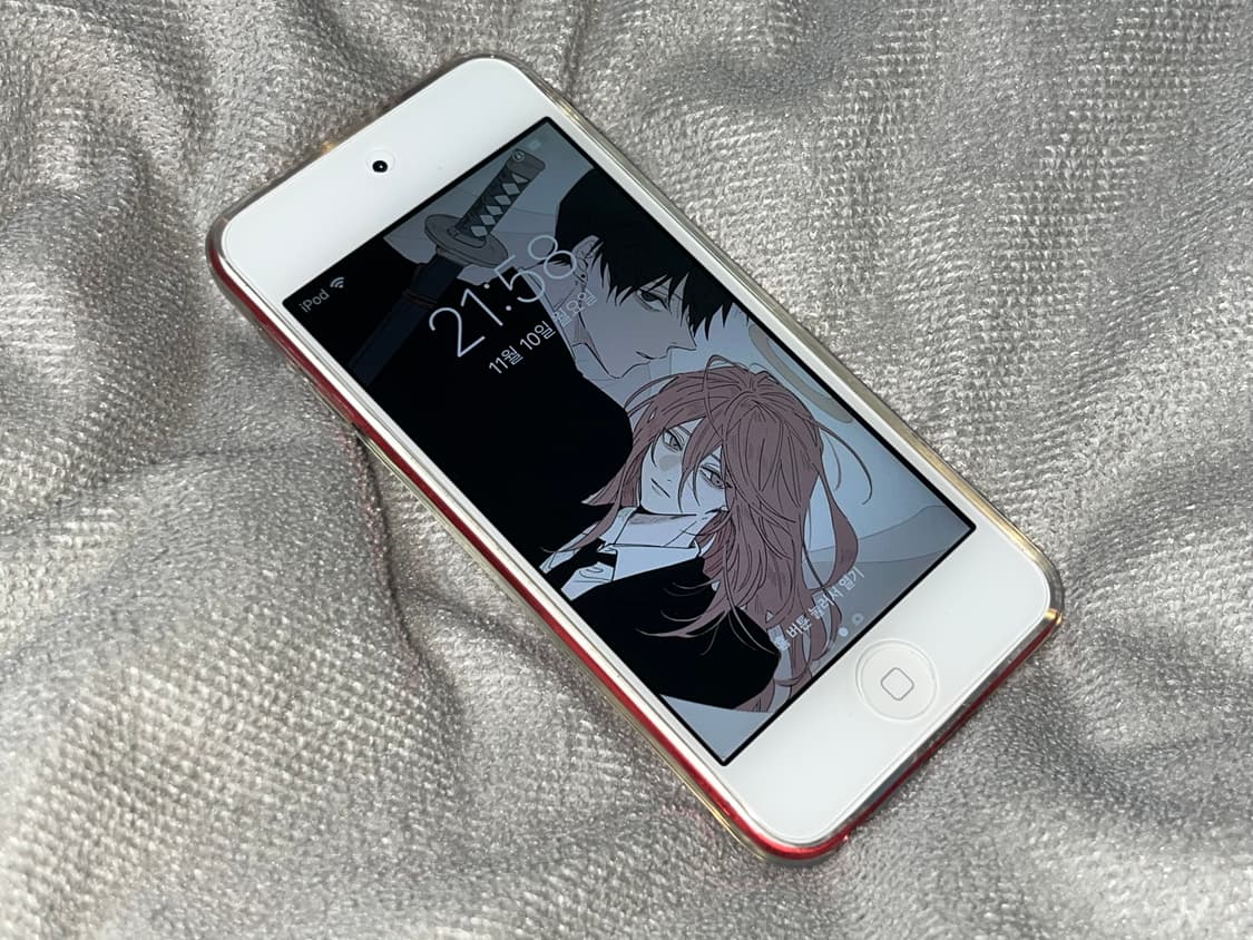 아이팟 6 레드 64GB 상품이미지2