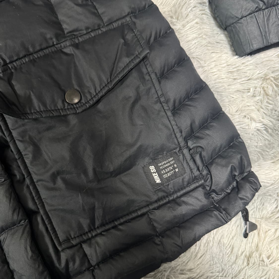 나이키 SB 여성 구스다운 경량패딩 L사이즈 상품이미지4