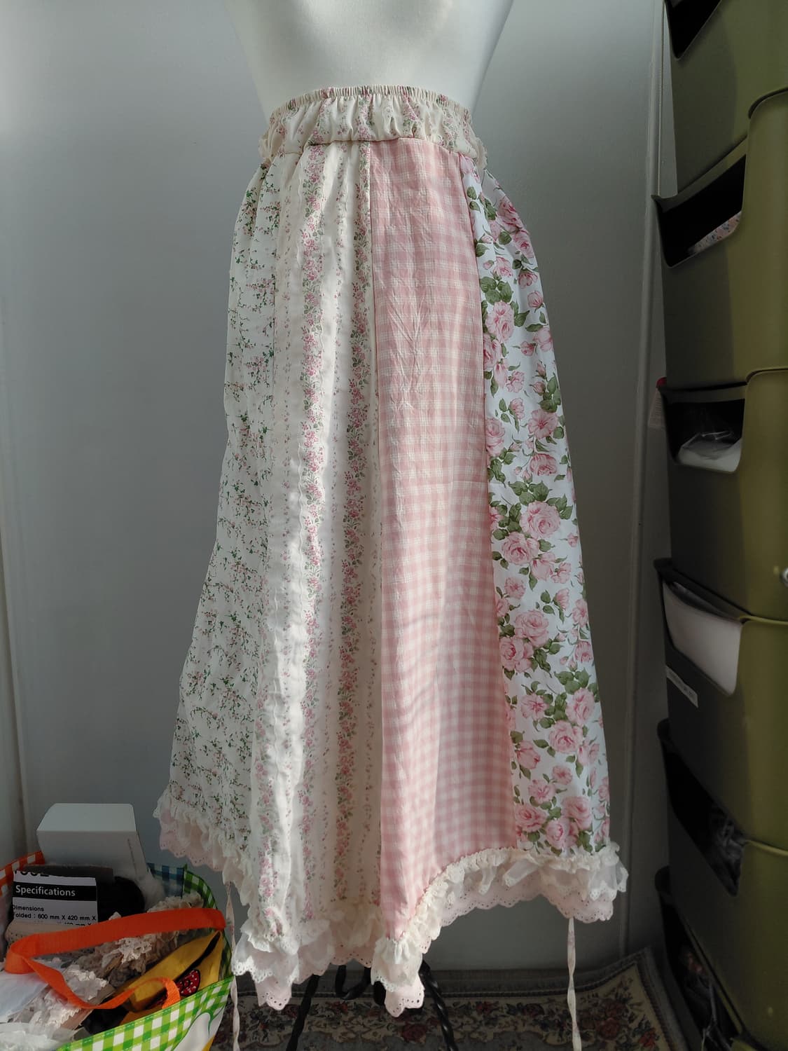 [핸드메이드 새상품] 빈티지 플라워 체크 패치워크 롱 스커트 상품이미지2