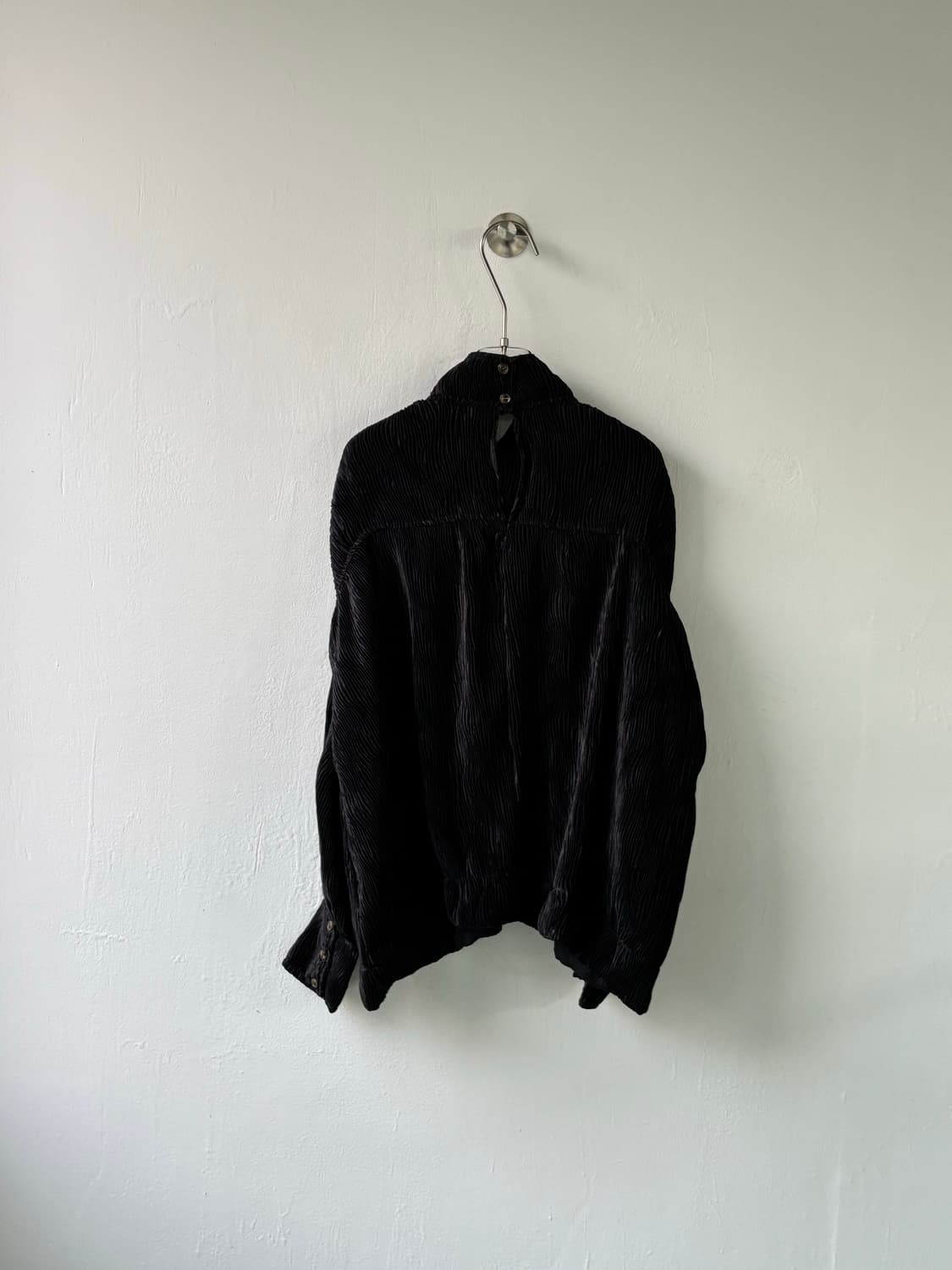 가니 플리츠 하이넥 블라우스 상품이미지8