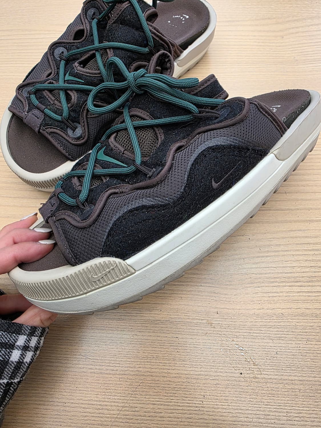 나이키 오프라인 2.0 뮬 슬리퍼 270 상품이미지4