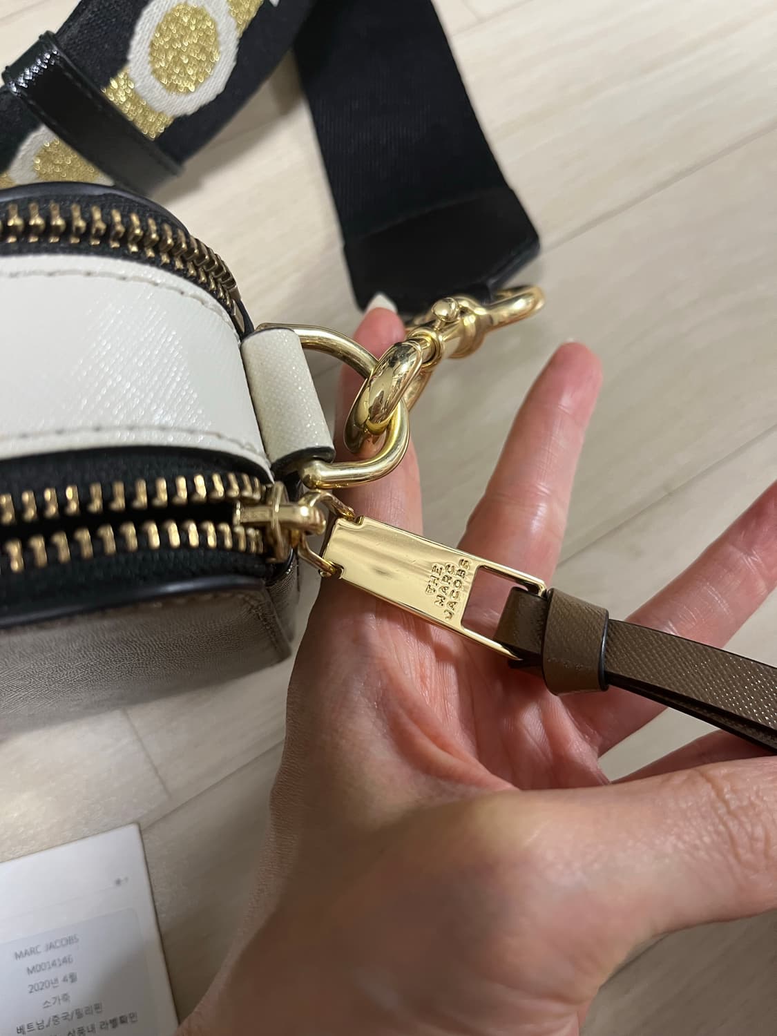 마크 제이콥스 스냅샷 카메라백 상품이미지7