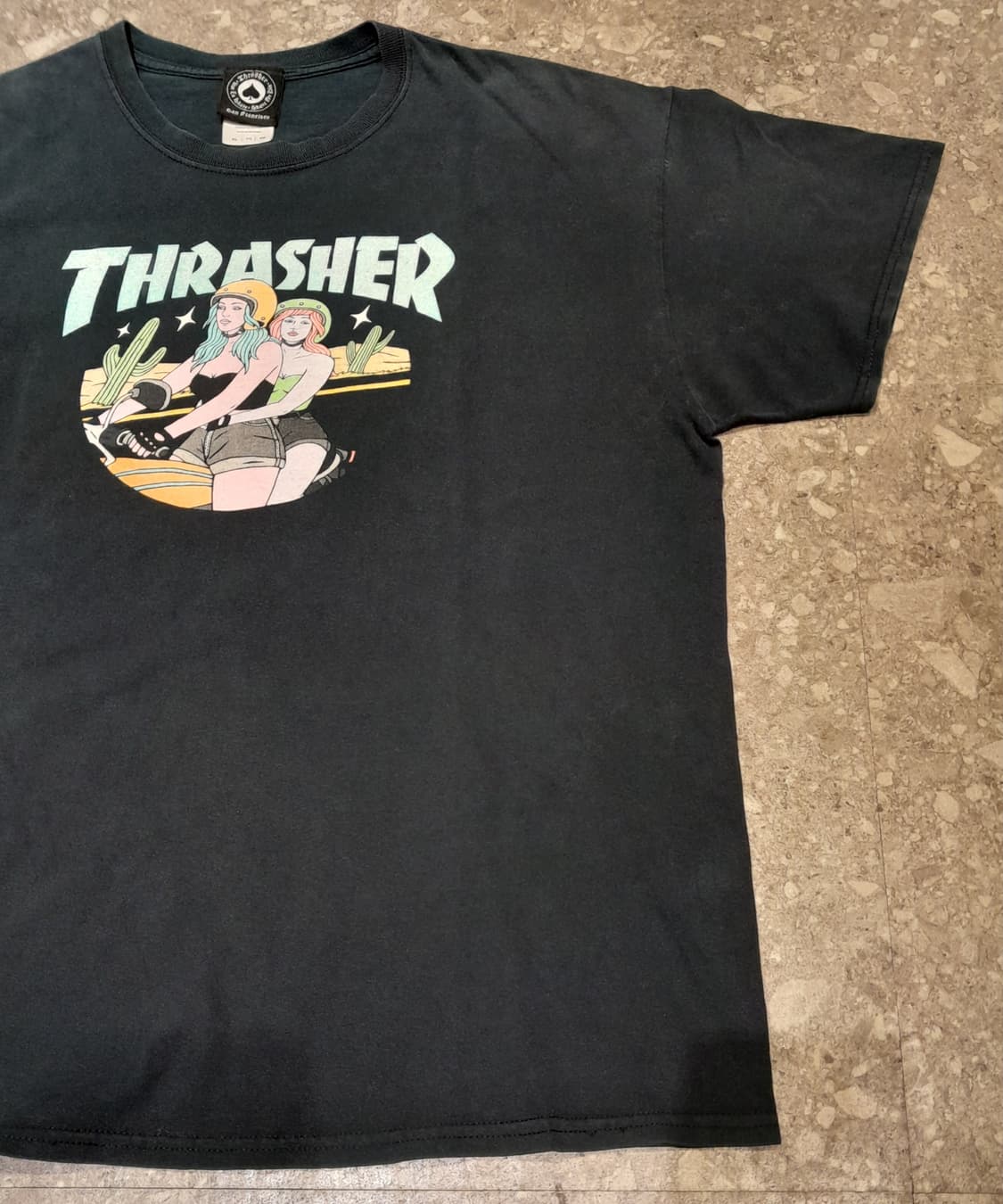 💥트레셔 빈티지 반팔 네이비 (XL)
 상품이미지3