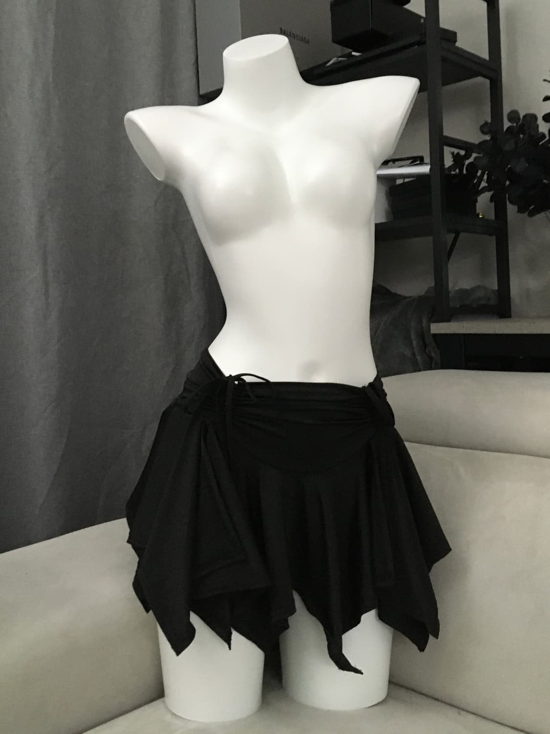 ༒ black shirring irregular skirt 상품이미지1
