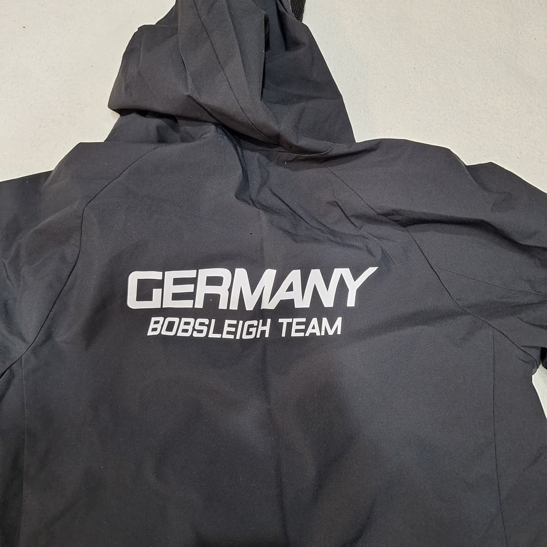 데쌍트  바람막이L 상품이미지4