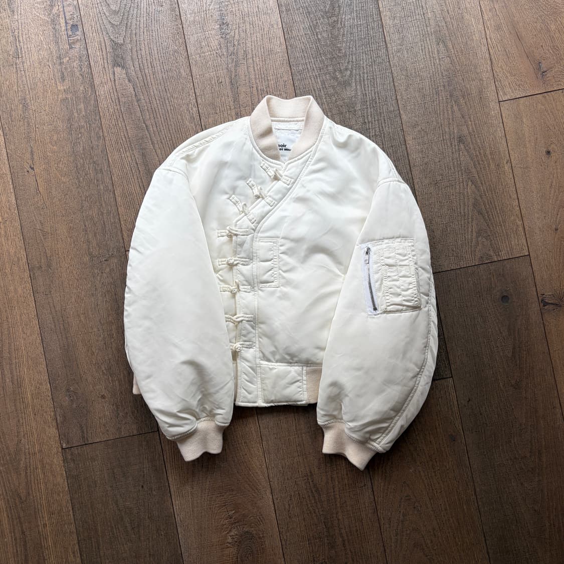 Closing Detail Padded Blouson 상품이미지1