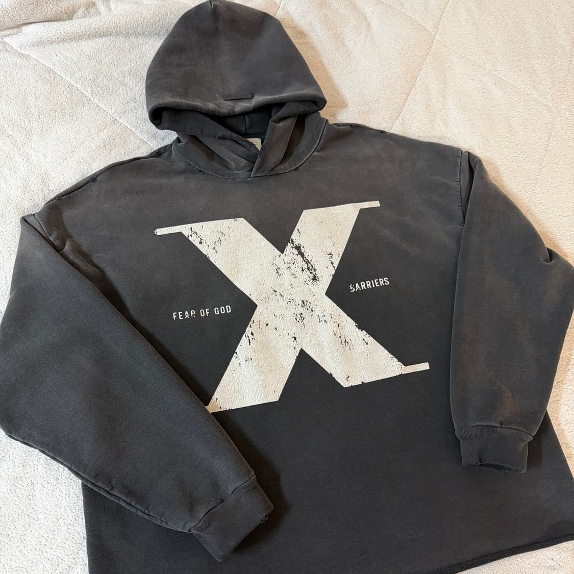 [L] 피어오브갓 x 배리어스 후드티 블랙 상품이미지1