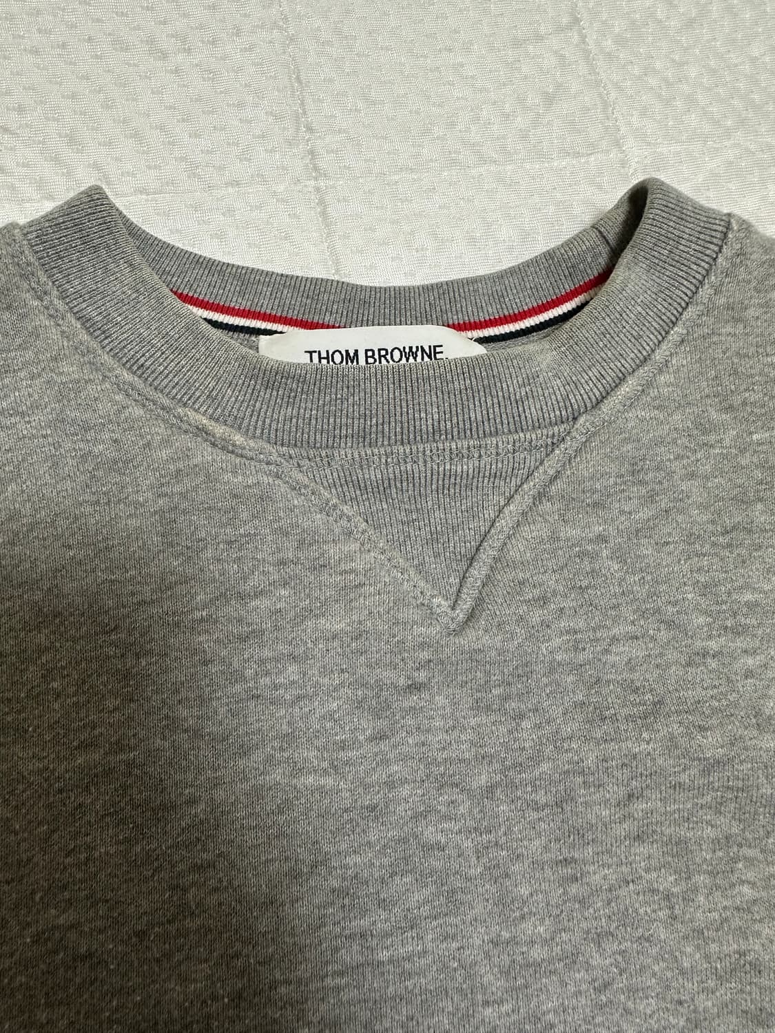 톰브라운 완장 맨투맨 0 Size 상품이미지3
