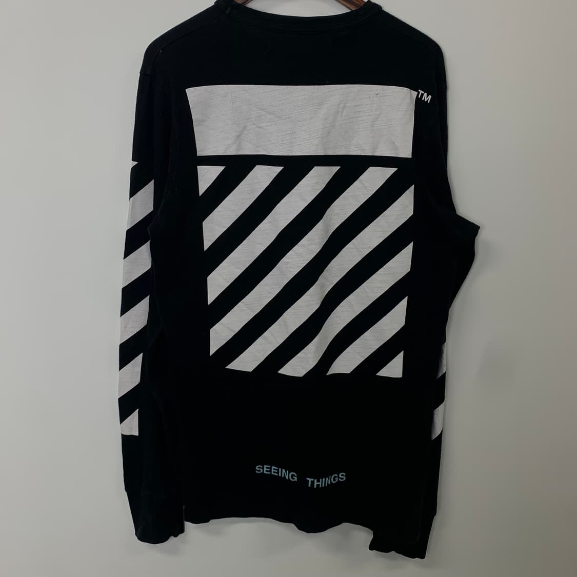 오프화이트 카라바조 블랙 롱슬리브 긴팔티 상품이미지4