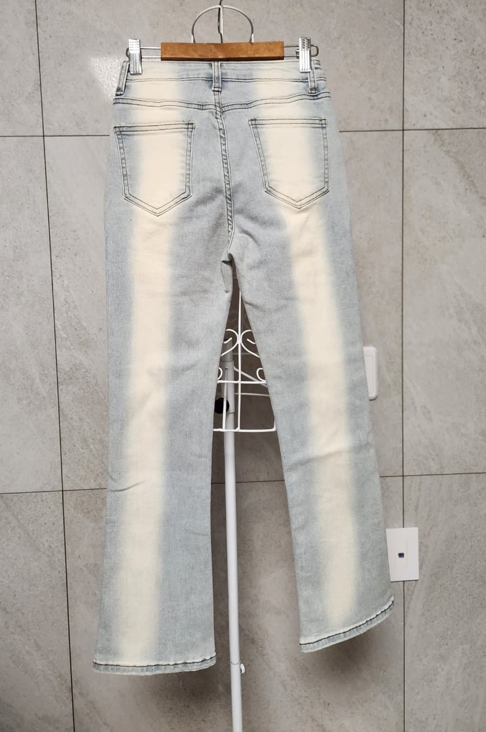 골반패드 부츠컷 연청 데님팬츠 상품이미지3