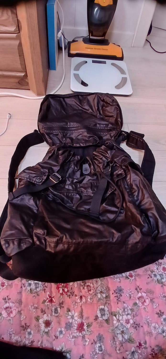 정품 스톤 아일랜드 백팩 상품이미지5