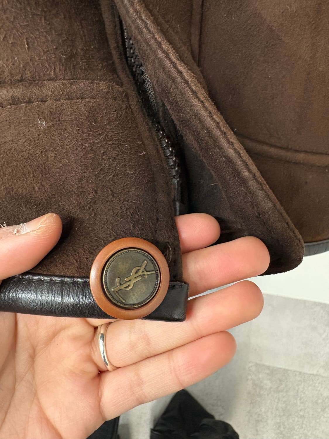 입생로랑 양가죽 스웨이드 무스탕 자켓 A2746 상품이미지5