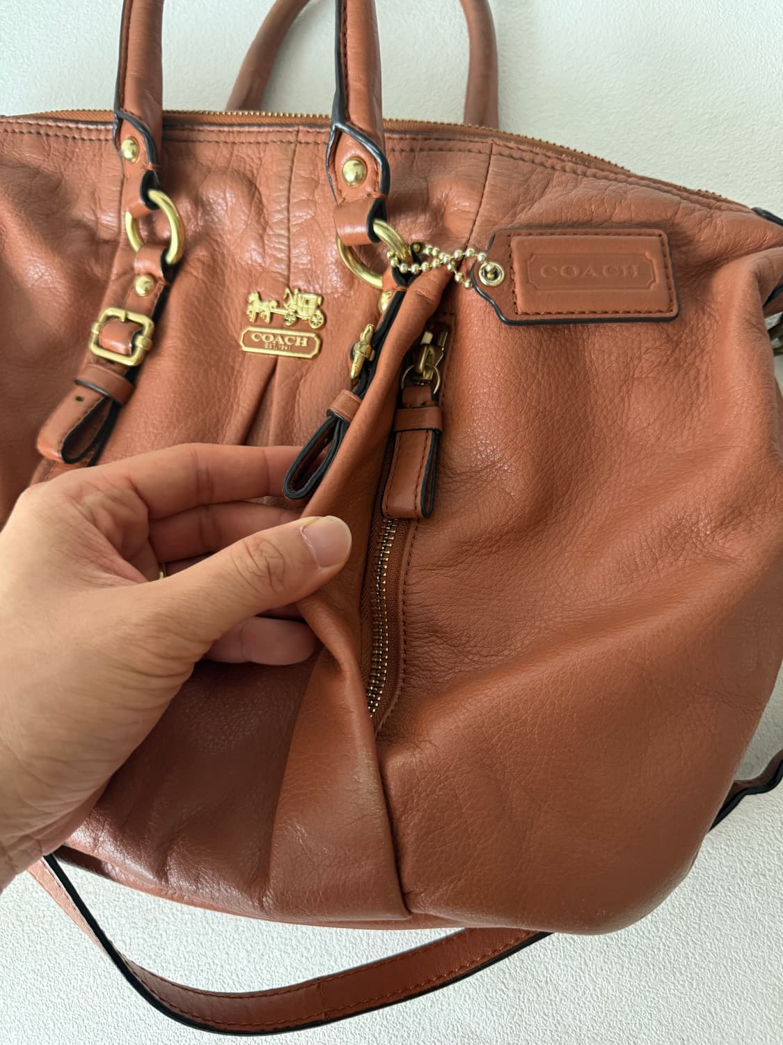 코치(COACH) 레더 토트백(크로스 가능) 상품이미지5