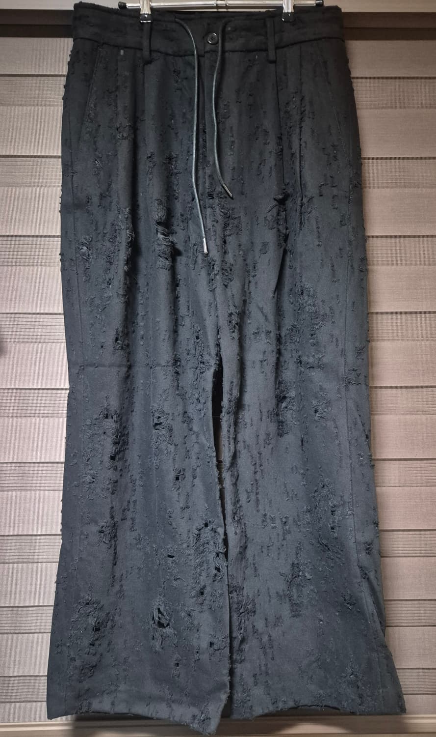 [46]준지 24ss 코튼 데미지드 팬츠 상품이미지3