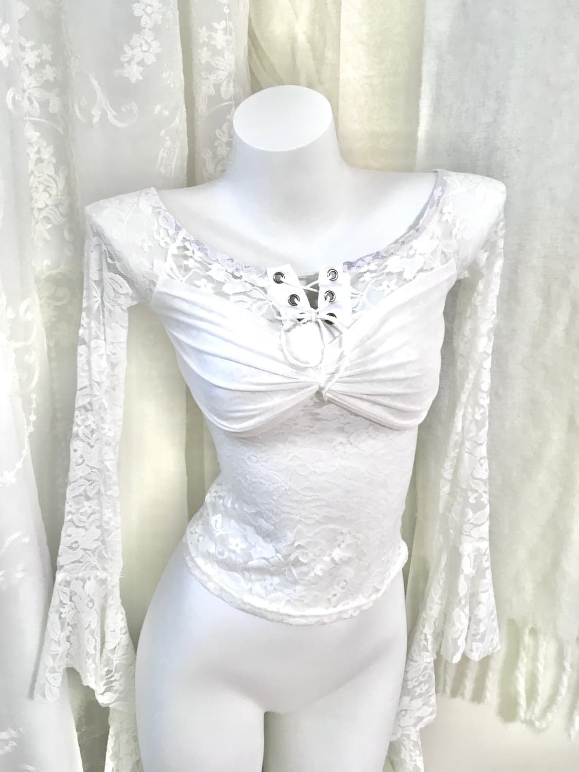 화이트 레이스 슬림 프릴 롱슬리브 상품이미지3