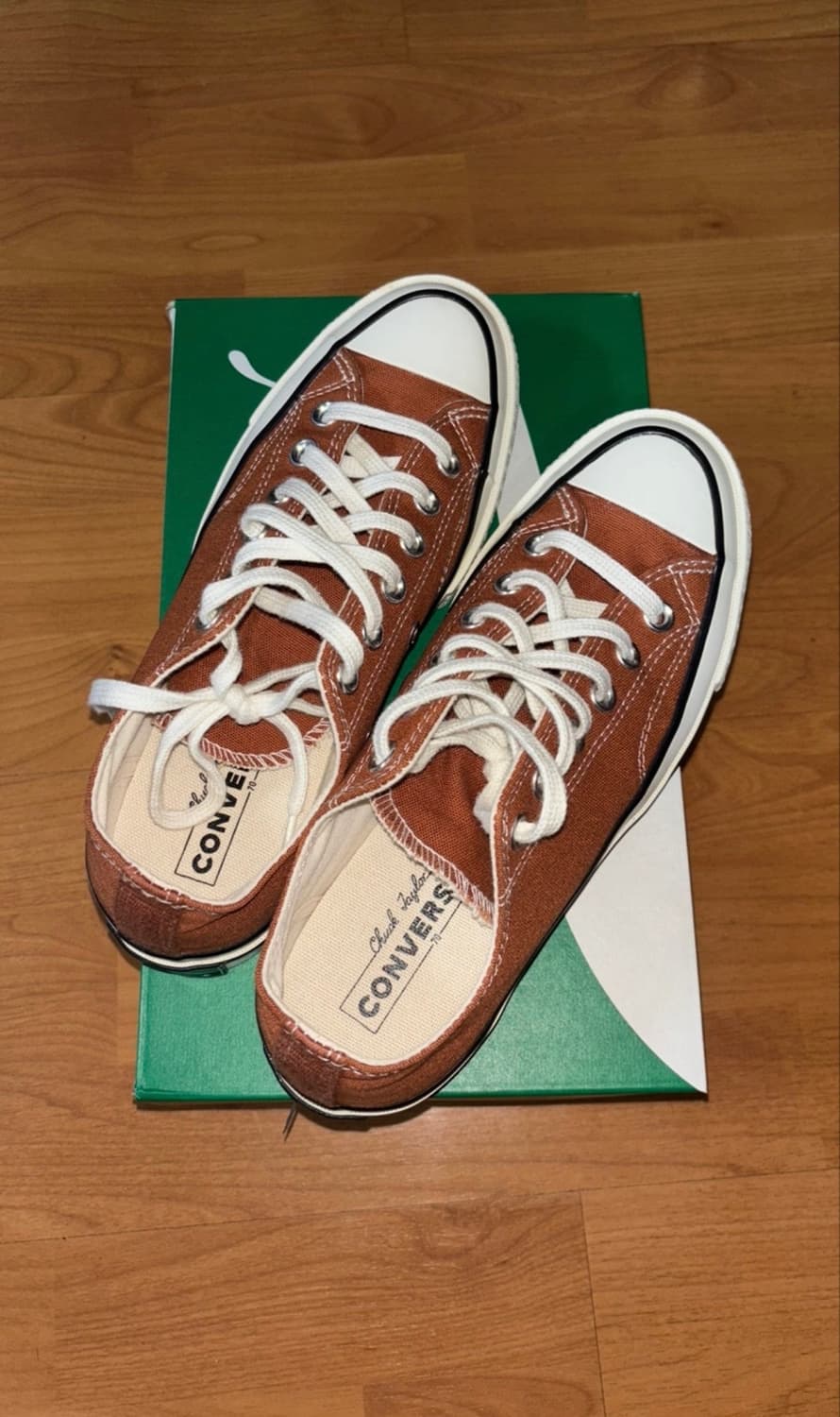 컨버스 척테일러 로우 브라운 240 상품이미지1