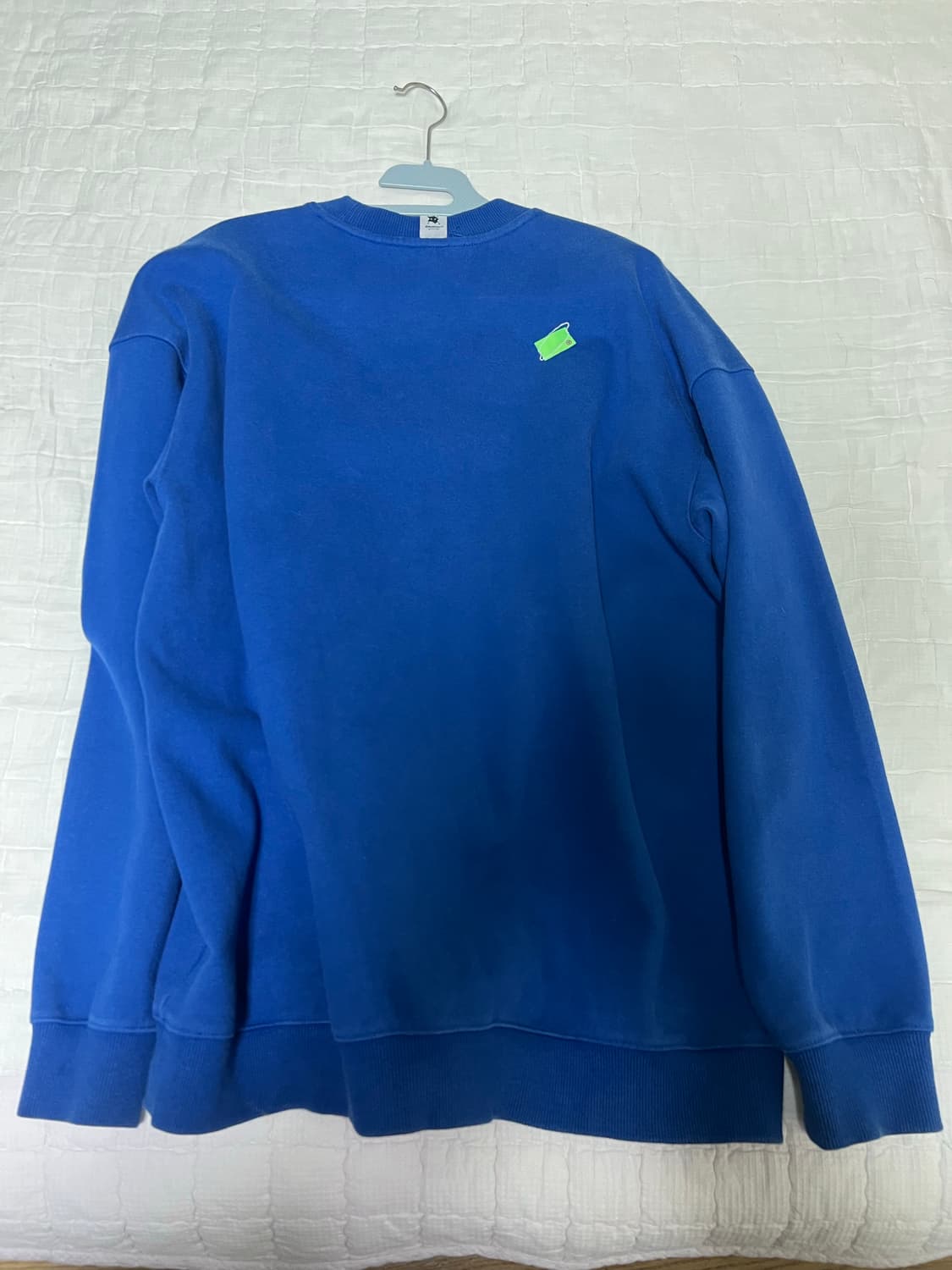 아더에러 맨투맨 판매합니다~ 상품이미지2