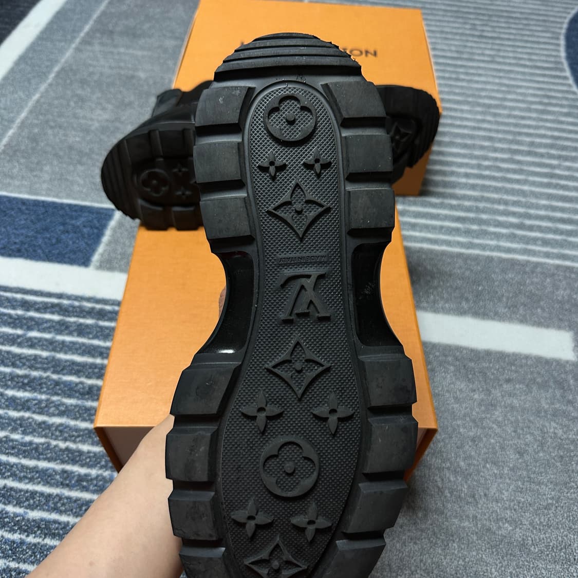 Louis Vuitton 루이비통 모노그램 첼시부츠44 상품이미지8