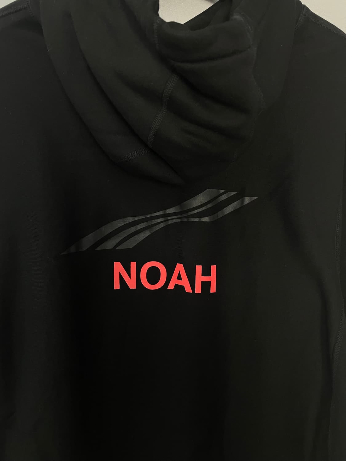 노아 백로고 블랙 후드티 H2001 상품이미지6