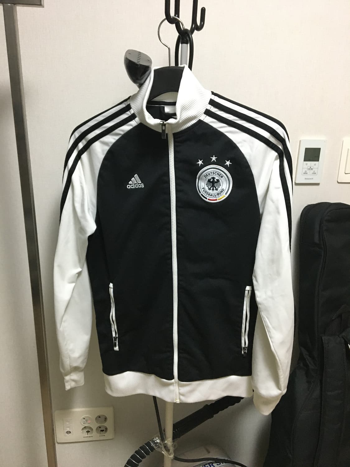 아디다스 검흰 독일 져지 상품이미지1