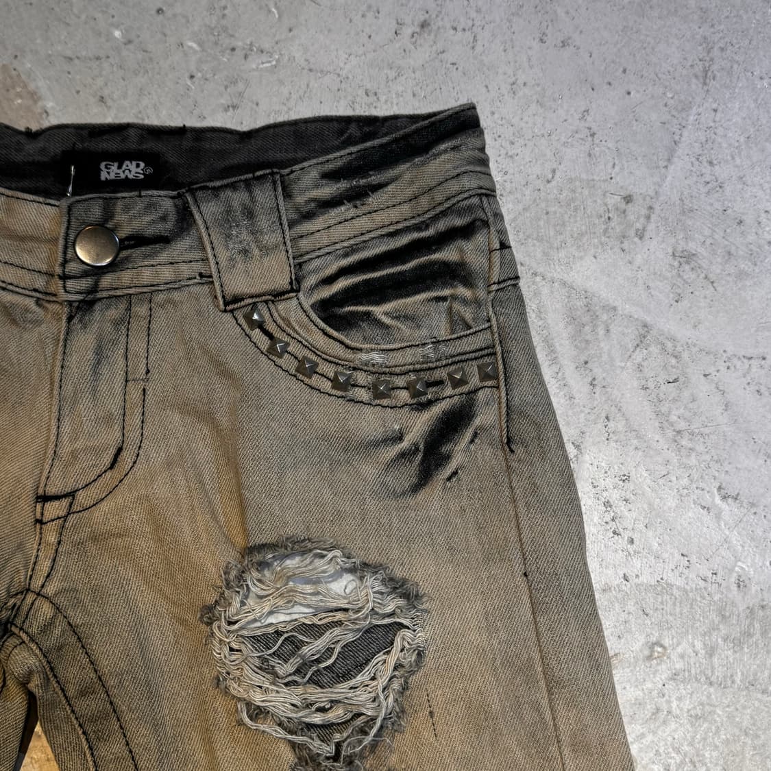 GLAD NEWS 스터드 5부 팬츠 상품이미지3