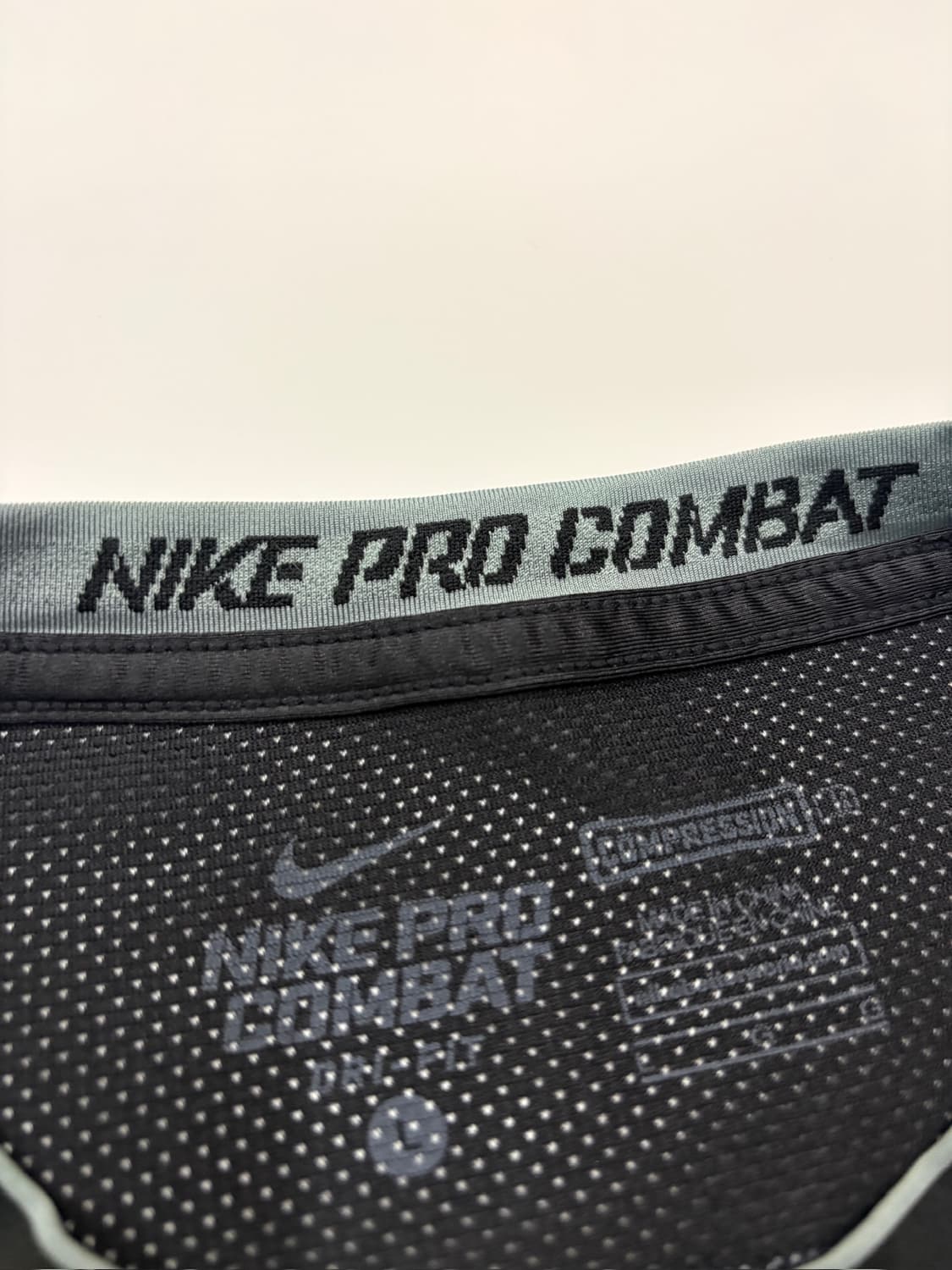 Nike 나이키 프로 컴뱃 드라이핏 긴팔 티셔츠 상품이미지6