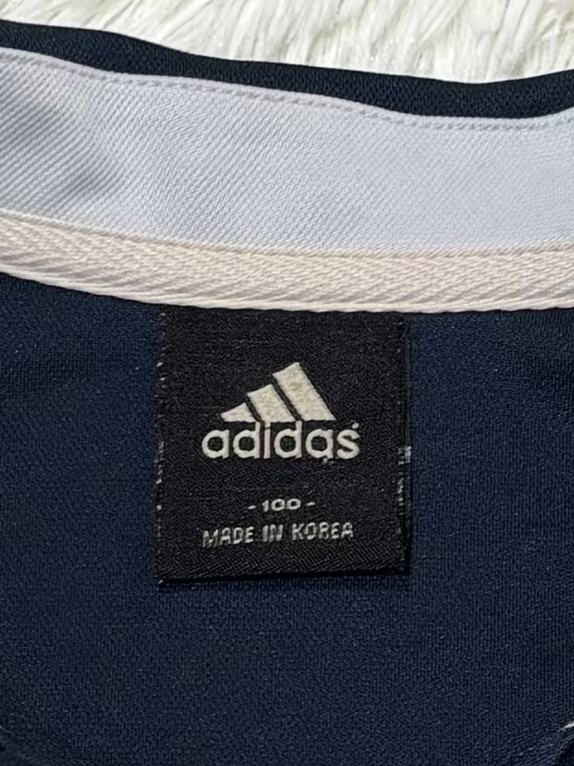 아디다스 스몰로고 런닝 반팔 카라티 상품이미지6