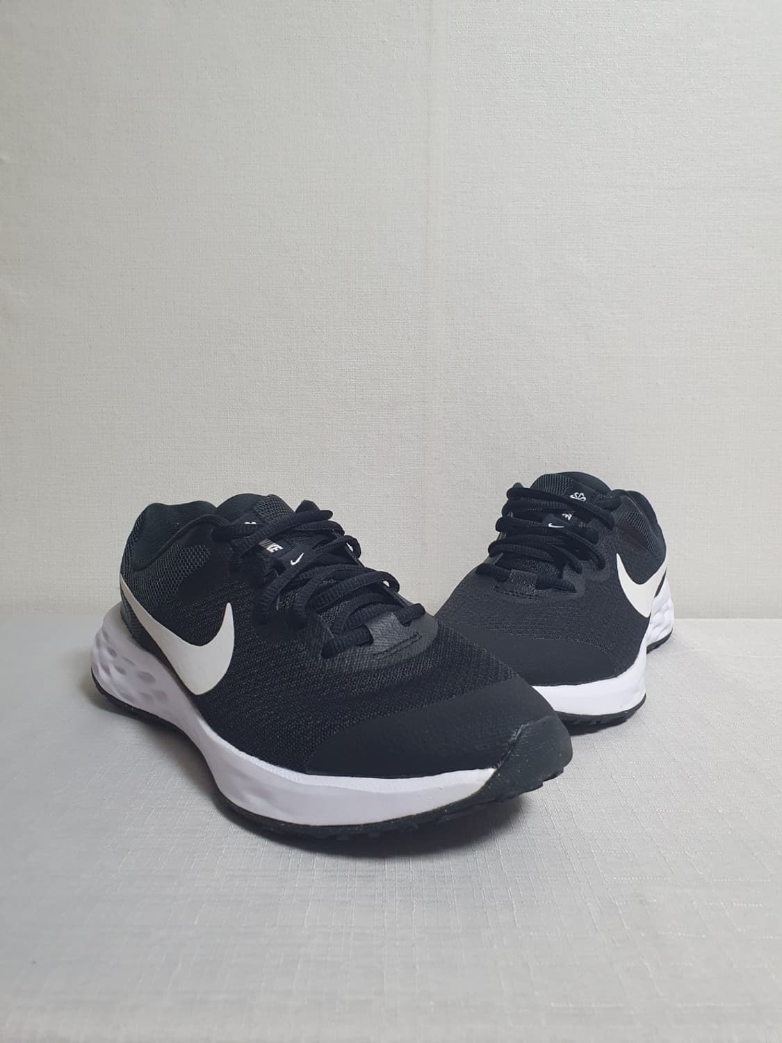 240mm 나이키 레볼루션 블랙 운동화 상품이미지5
