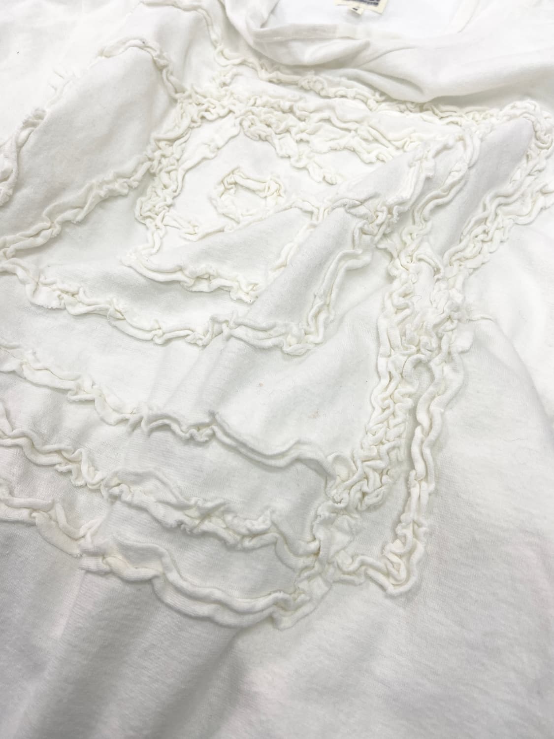 Issey miyake HAI ruffle detail tee 상품이미지10