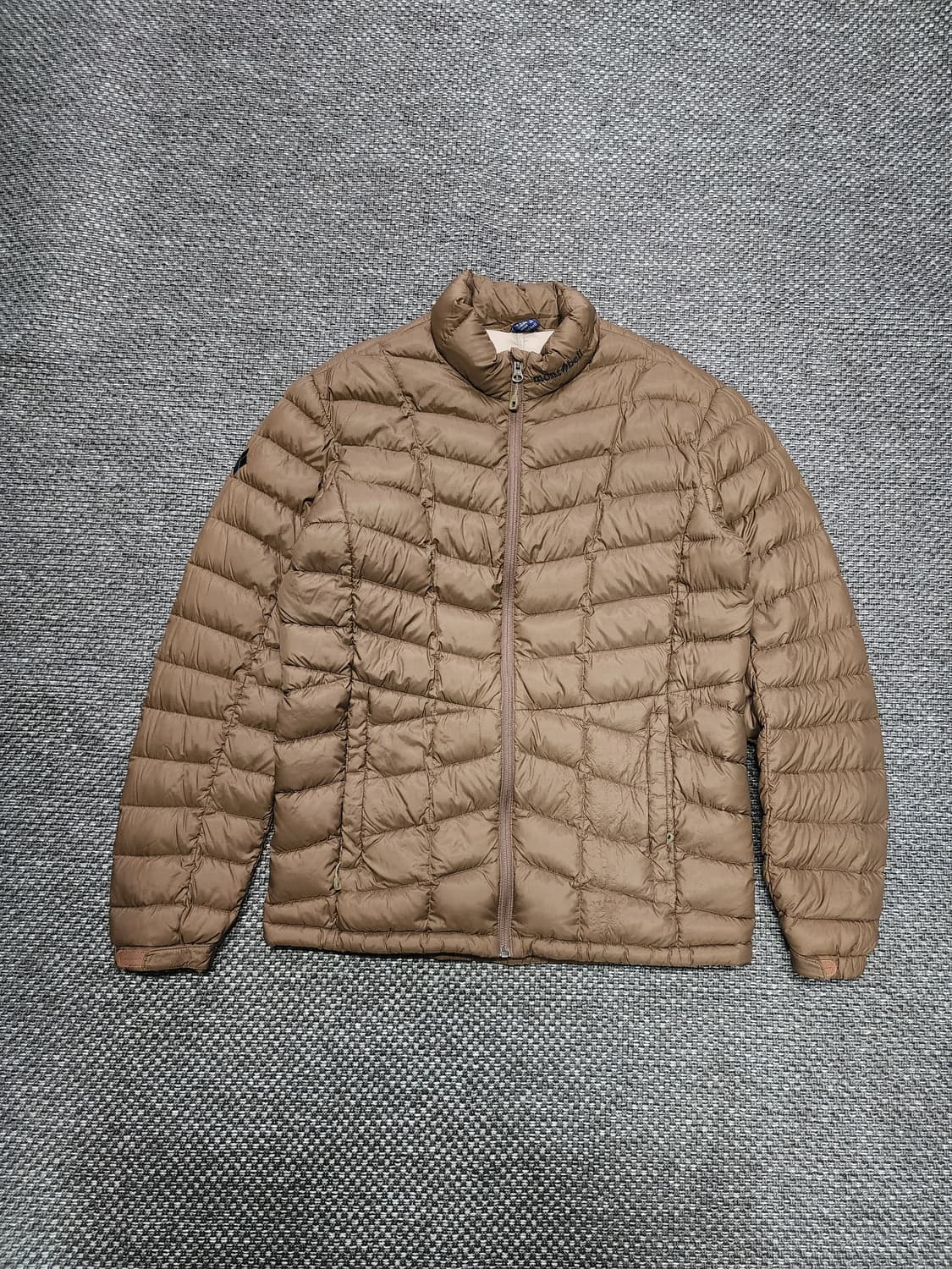 몽벨 경량 패딩 브라운 패딩 105 XL 상품이미지1